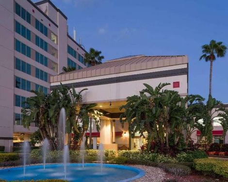 Ramada by Wyndham Kissimmee Gateway-2
