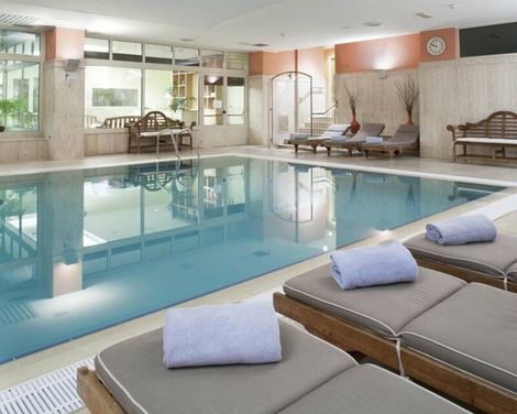 Crowne Plaza St. Peter's