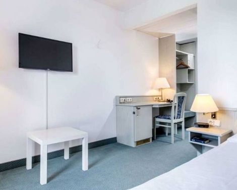 Wyndham Garden Düsseldorf Mettmann-0