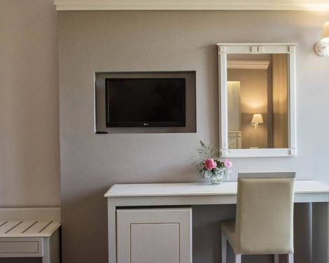 Delfinia Hotels Corfu