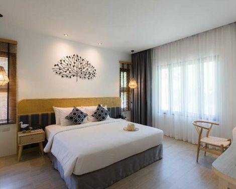 Blu Pine Villa & Pool Access-0