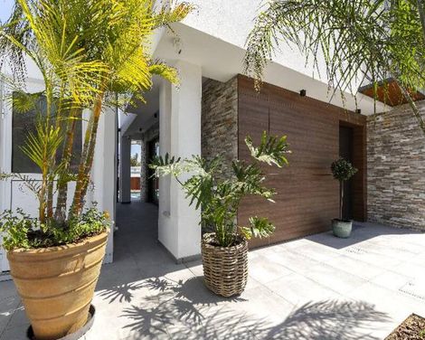 Chris Le Mare Gold Luxury Villa
