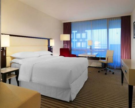 Four Points by Sheraton Munich Arabellapark-0