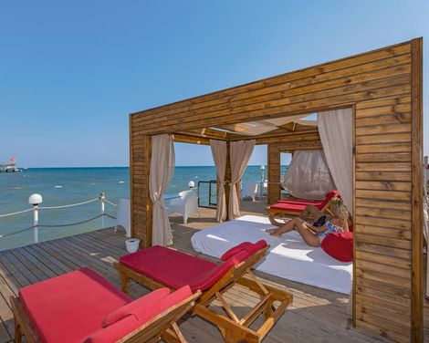 Adam & Eve Hotel