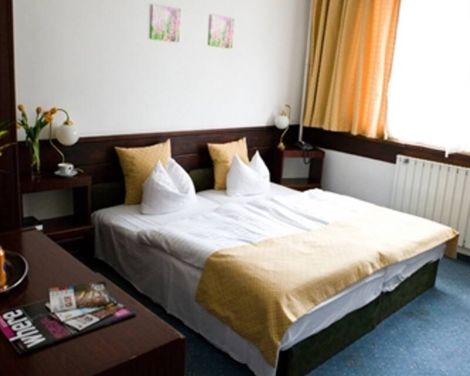 Hotel Gloria-1