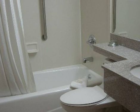 Holiday Inn Express New York JFK Airport Area-3