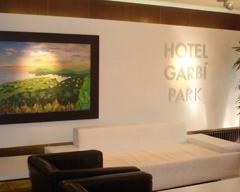 Hotel Garbí Park