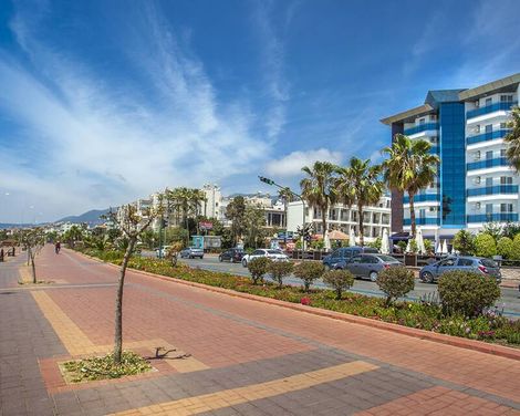 Parador Beach Hotel