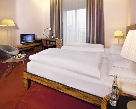 Mövenpick Hotel Berlin-2