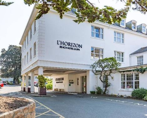 L'Horizon Beach Hotel & Spa-1