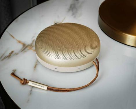 Vogue Hotel Montreal Downtown, Curio Collection by Hilton-0