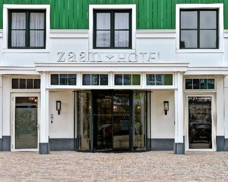 Zaan Hotel