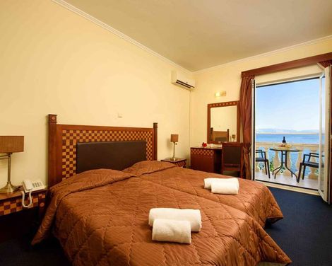 Pontikonisi Hotel & Suites