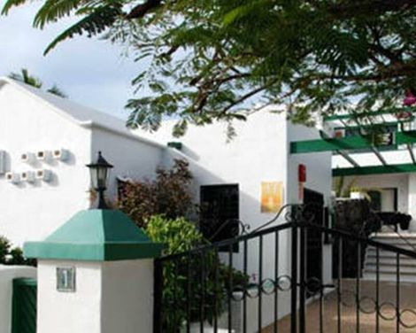 Las Acacias