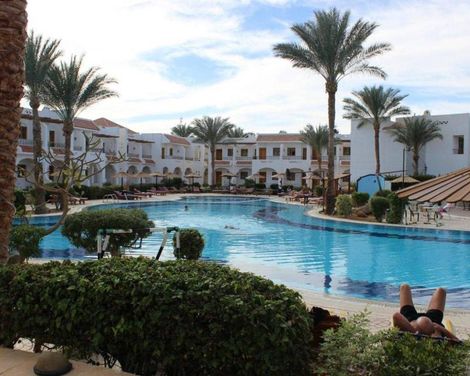 Dive Inn Resort