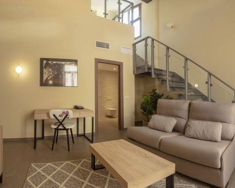 Sh Suite Palace