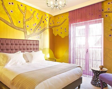 ATHENA, A Hotel to Live