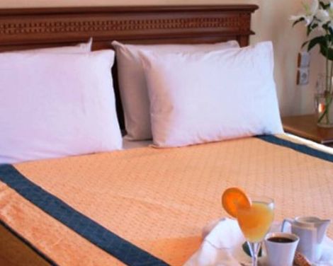 Hotel Famissi