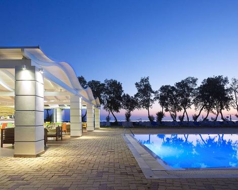 Malia Bay Beach Hotel & Bungalows-2