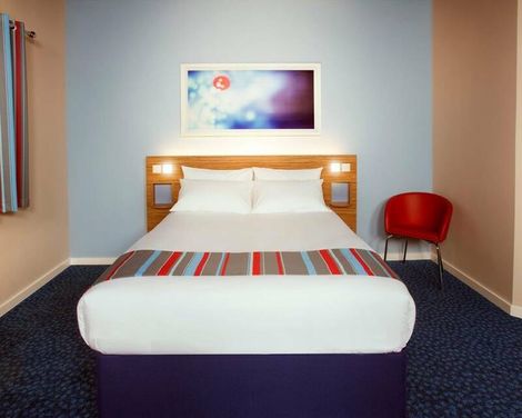 Travelodge Manchester Central-2