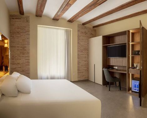 Sh Suite Palace