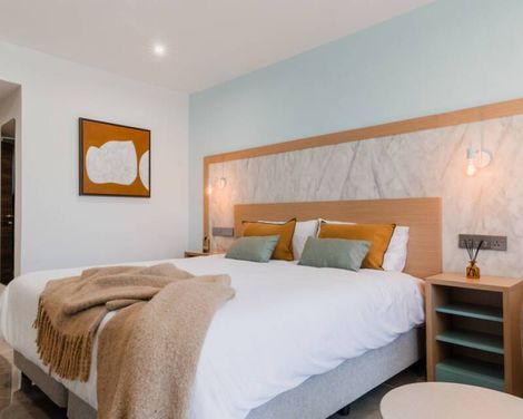 Reef Hotel & Spa