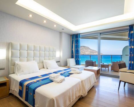 Konstantinos Palace