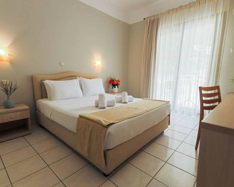 Tosca Beach Hotel