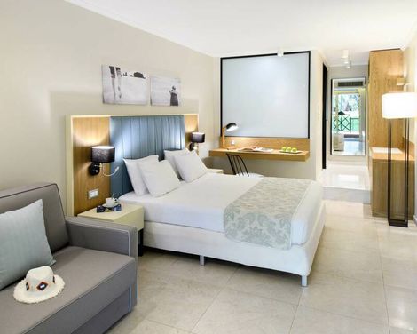 Portes Beach Hotel