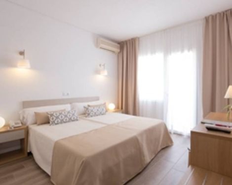 Cabot Romantic-2