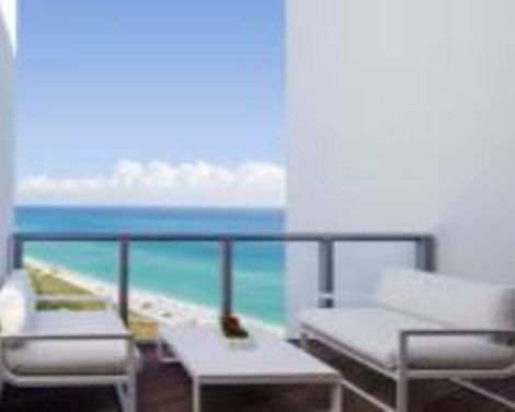 W South Beach