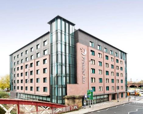 Premier Inn Manchester Salford Central