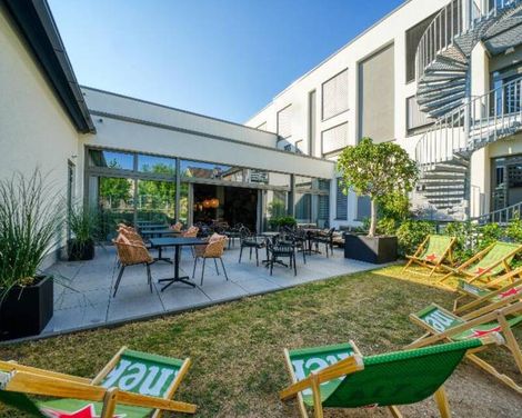 Vienna House Easy Bonn by Sunday