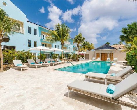 Dolphin Suites