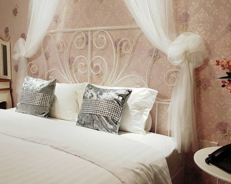 The Star of Sathorn-3