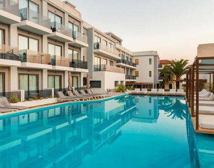Samian Mare Hotel and Suites