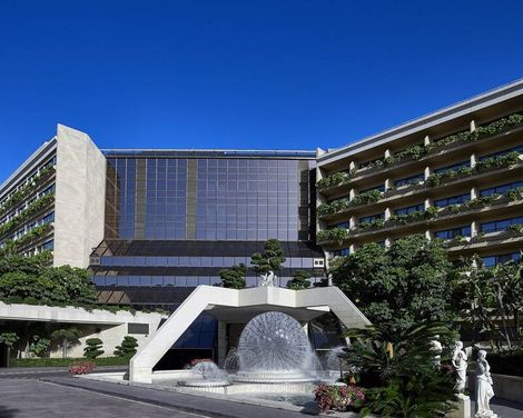 Four Seasons Hotel