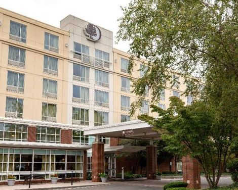 DoubleTree by Hilton Boston Bayside