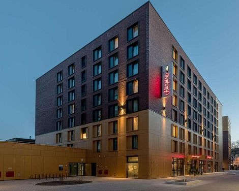 Hampton by Hilton Düsseldorf City Centre-1