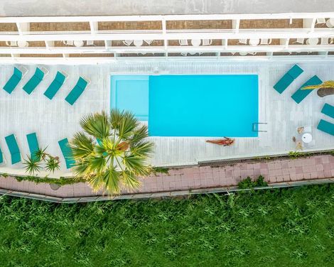 Azure Mare Hotel
