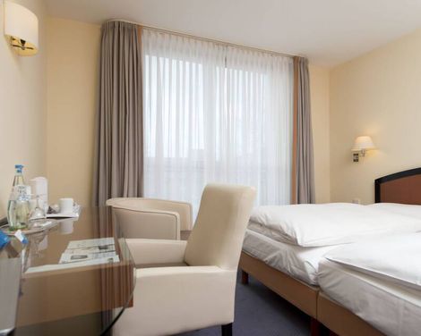 City Hotel Dresden Radebeul-0