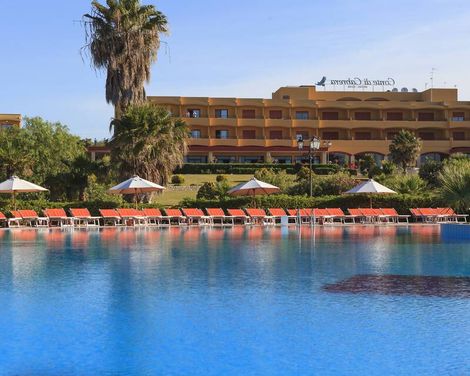 Conte Di Cabrera Hotel Club