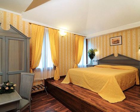Hotel Tintoretto-1
