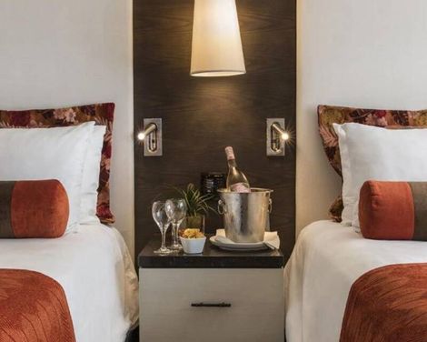 The Palms Hotel & Spa