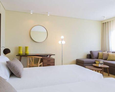 Ozadi Tavira Hotel