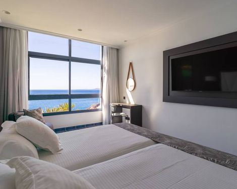 Mirador Papagayo by LIVVO-0