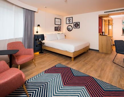 Hampton by Hilton London Park Royal Hotel in London, Großbritannien