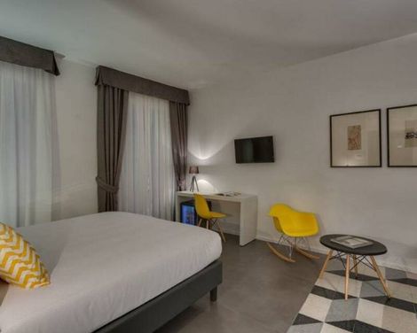 Navona Theatre Hotel