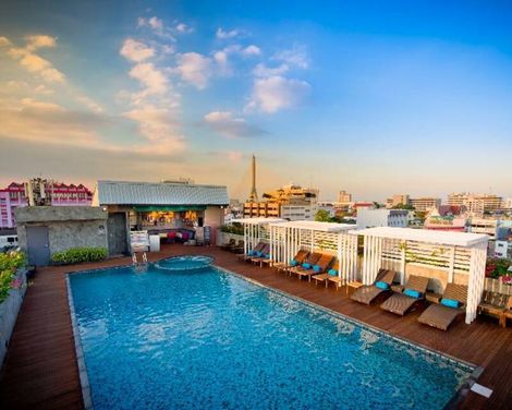 Nouvo City Hotel-1