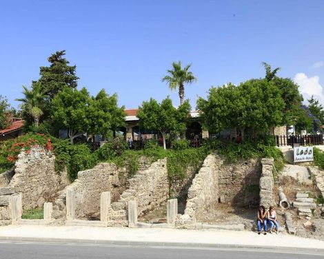 Leda Beach Hotel
